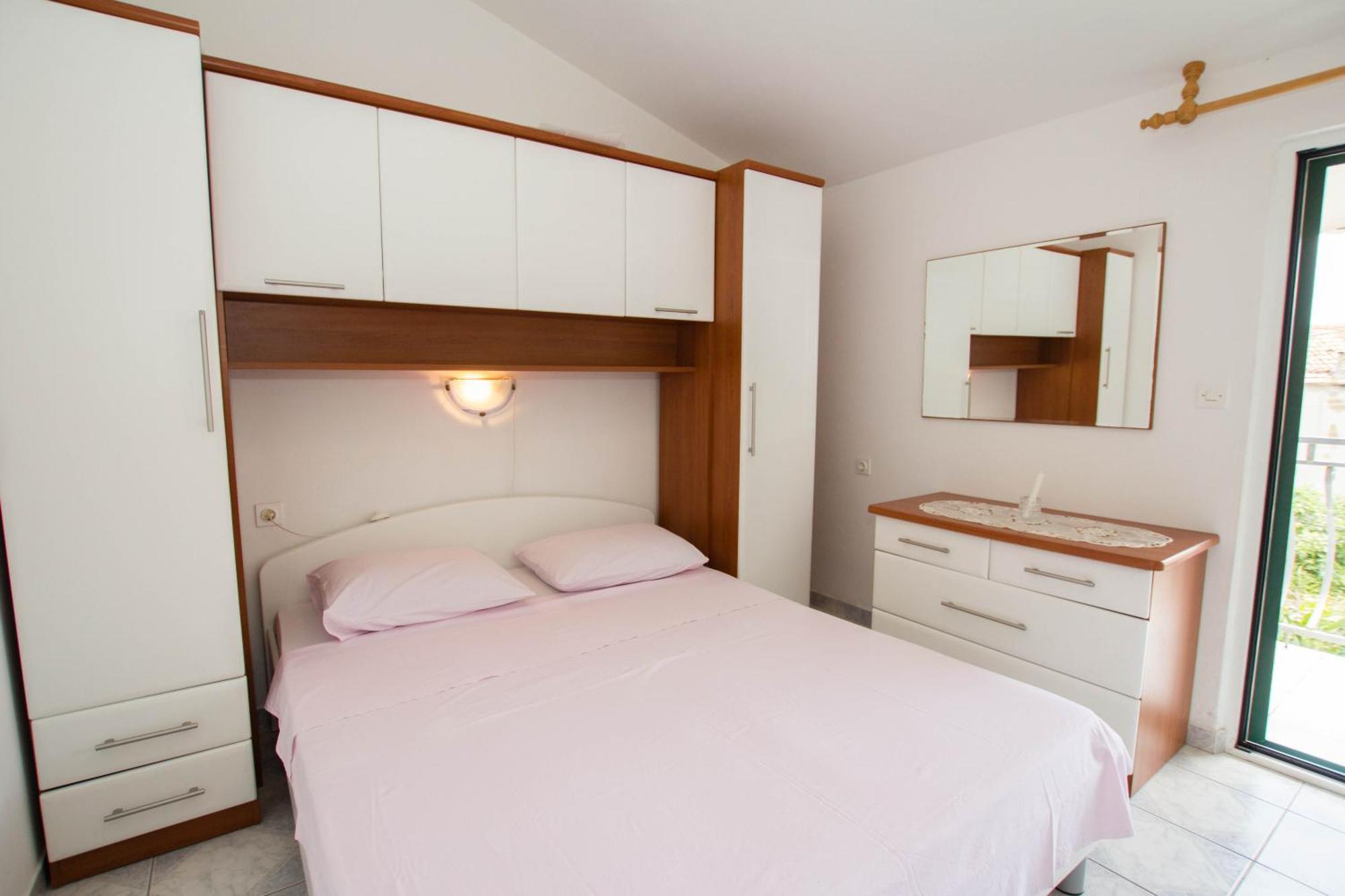 Apartments Bartul Sućuraj 객실 사진