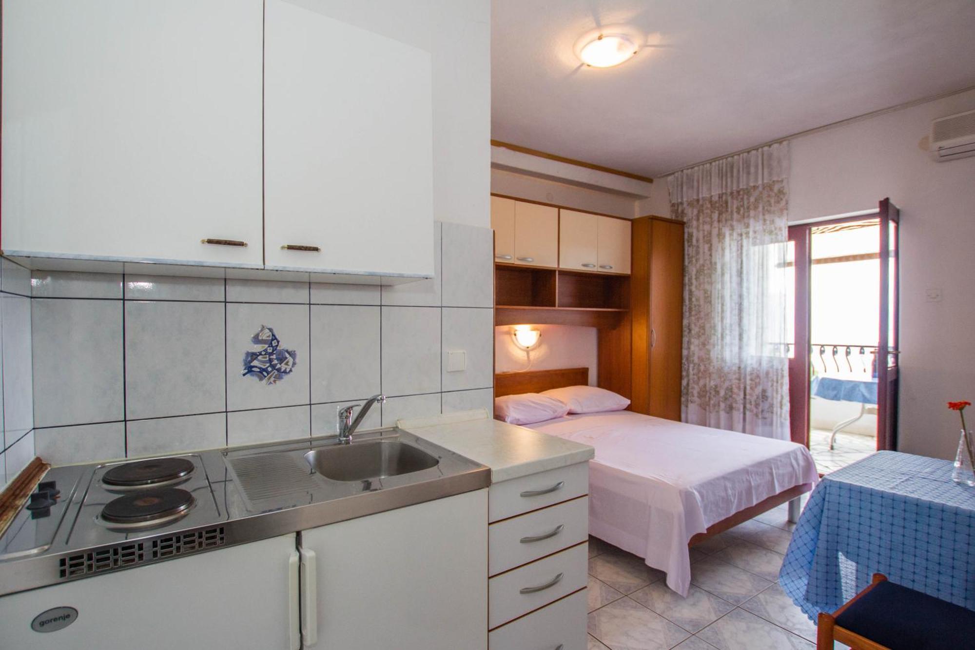 Apartments Bartul Sućuraj 객실 사진