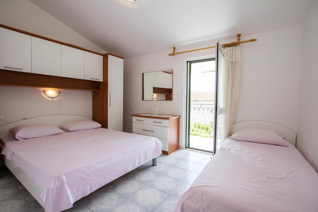 Apartments Bartul Sućuraj 외부 사진