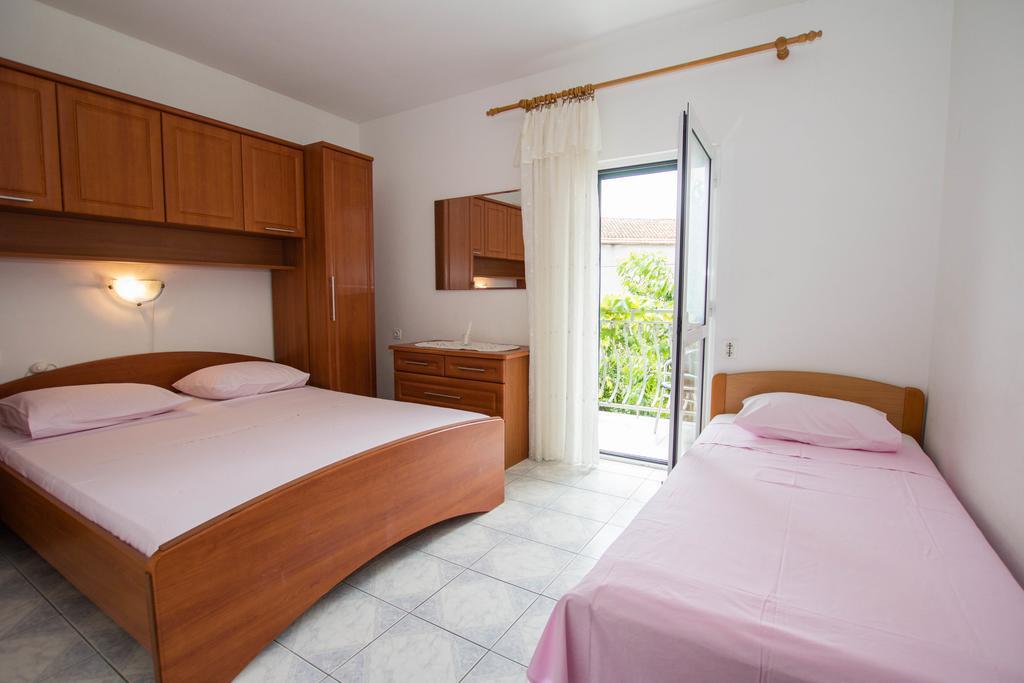 Apartments Bartul Sućuraj 외부 사진