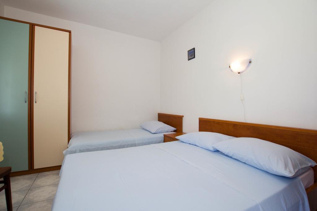Apartments Bartul Sućuraj 외부 사진